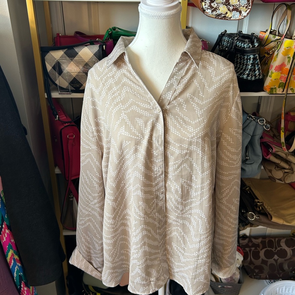 Chico’s Beige Patterned Top Large - image 1